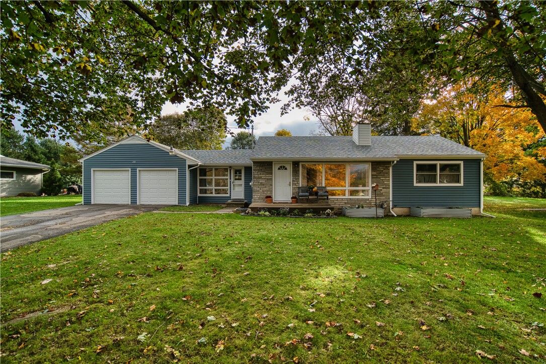 Property Photo:  220 Stuart Street  NY 14845 
