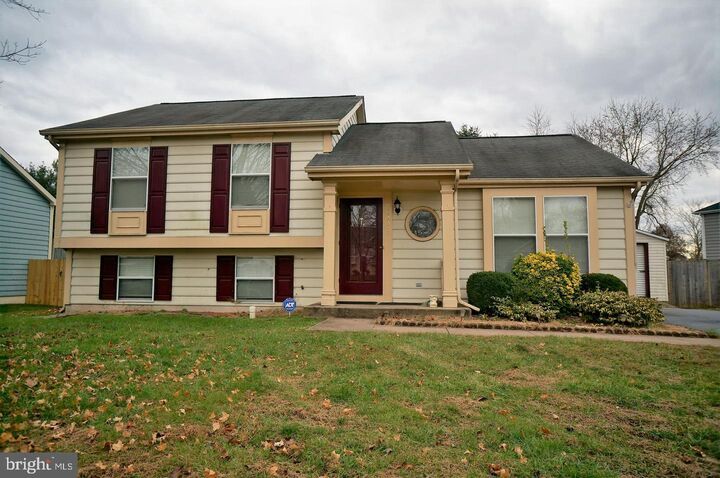 Property Photo: 10337 Abbott Road VA 20110