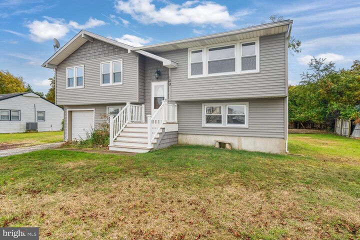 Property Photo:  109 Driftwood Lane  NJ 08734 