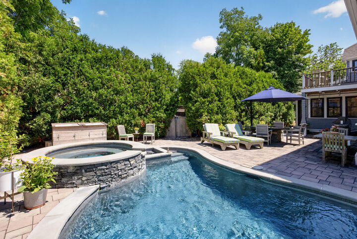 Property Photo:  75 Franklin Street  MA 02657 