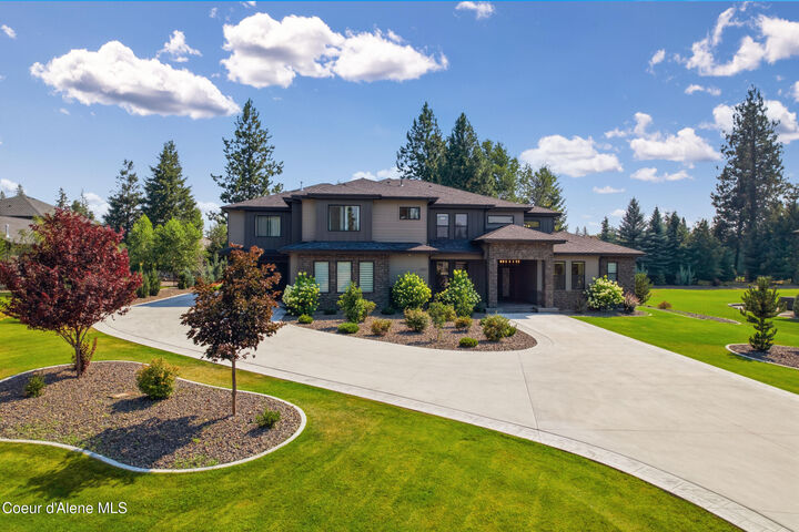 Property Photo:  1227 E Bruin Loop  ID 83835 