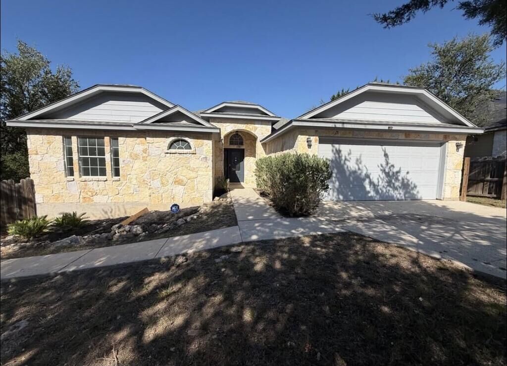 Property Photo:  12 Birch Rd  TX 78676 