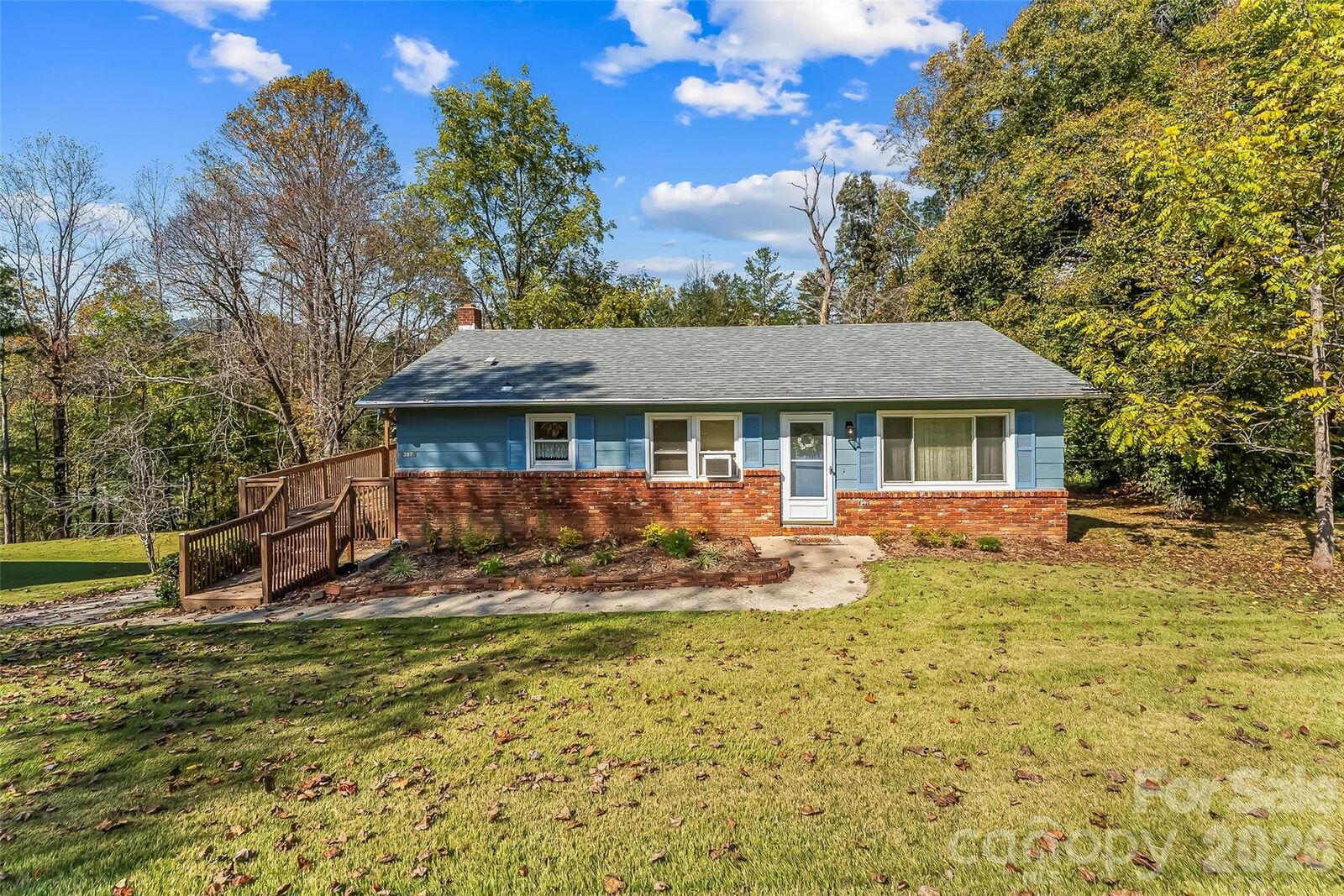 Property Photo:  287 Griggs Road  NC 28762 