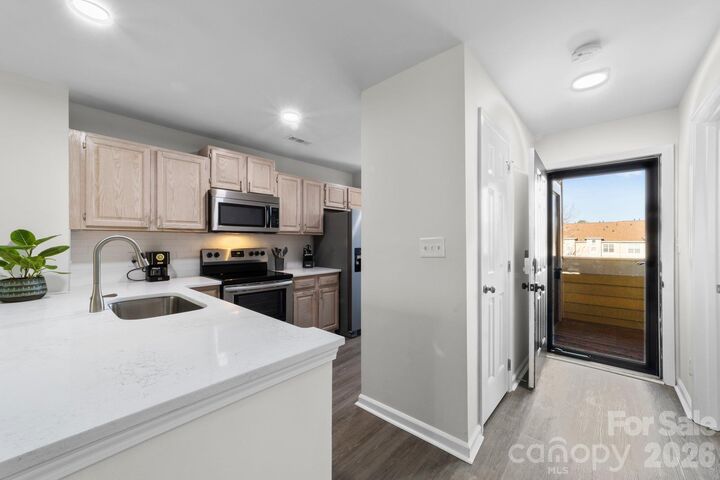 Property Photo:  17572 Tuscany Lane  NC 28031 