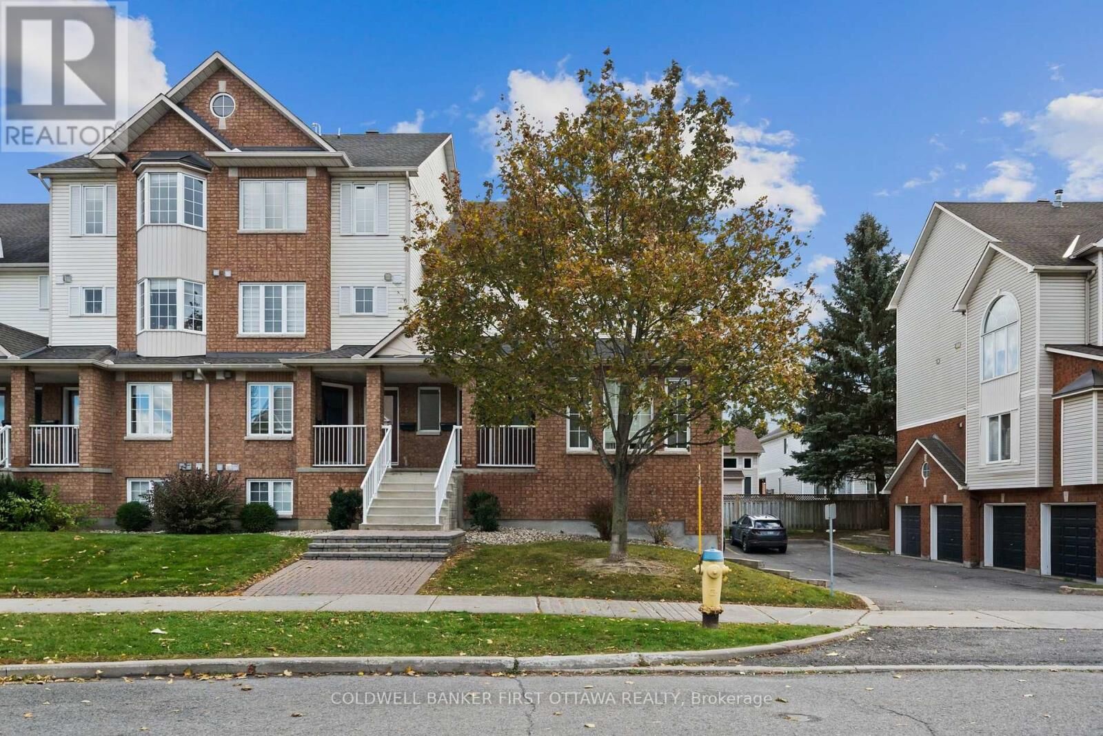 Property Photo: 4478 Harper Avenue ON K1J 1E1