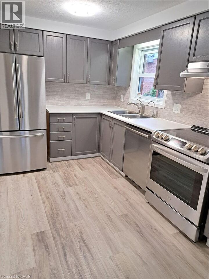 Property Photo:  62 Queen Charlotte Crescent Main  ON N2E 3N6 