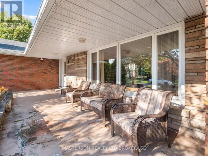 Property Photo:  5 Burdy Drive  ON L2S 2Z1 