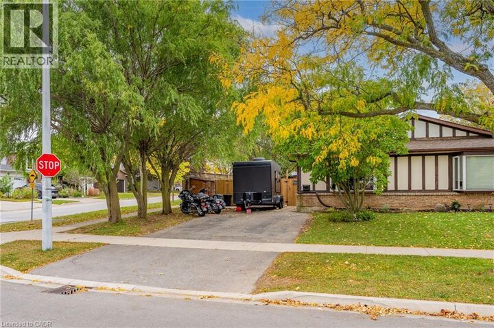 Property Photo:  2324 Coldstream Drive  ON L7P 3T3 