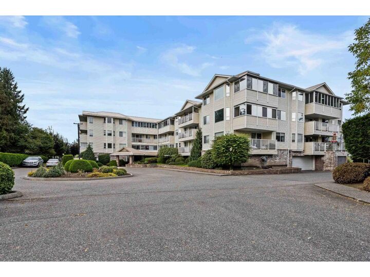 Property Photo:  8725 Elm Drive 302  BC V2P 4Y3 