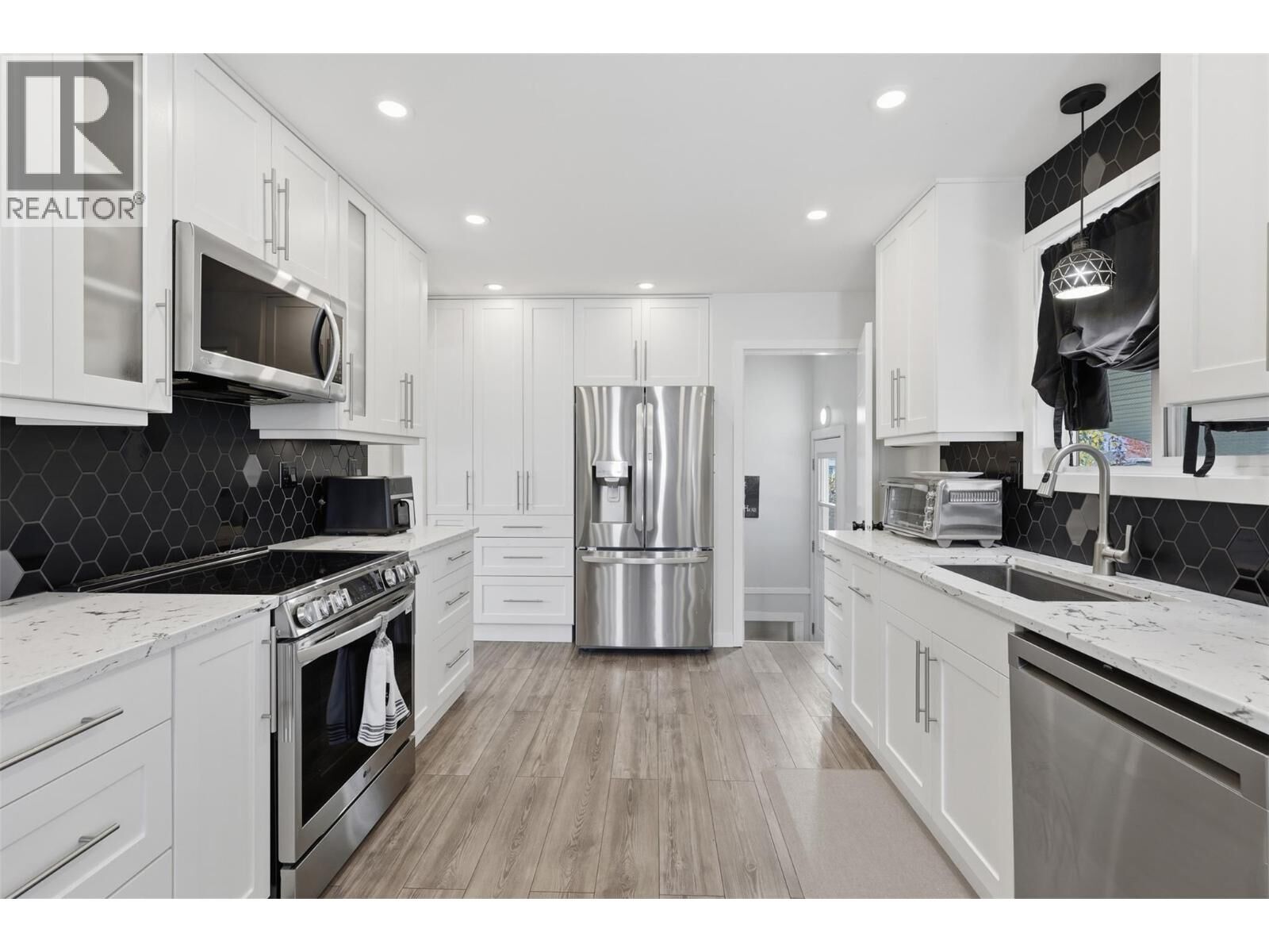 Property Photo:  1239 10th Street  BC V2B 3A9 