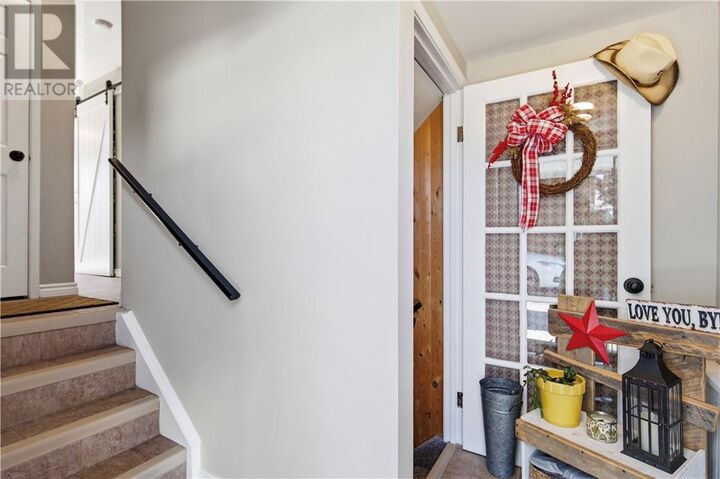 Property Photo:  33 Elmhurst Court  ON P3A 1A3 