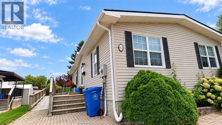Property Photo:  62 Malden Hill Drive  ON N9V 3E1 