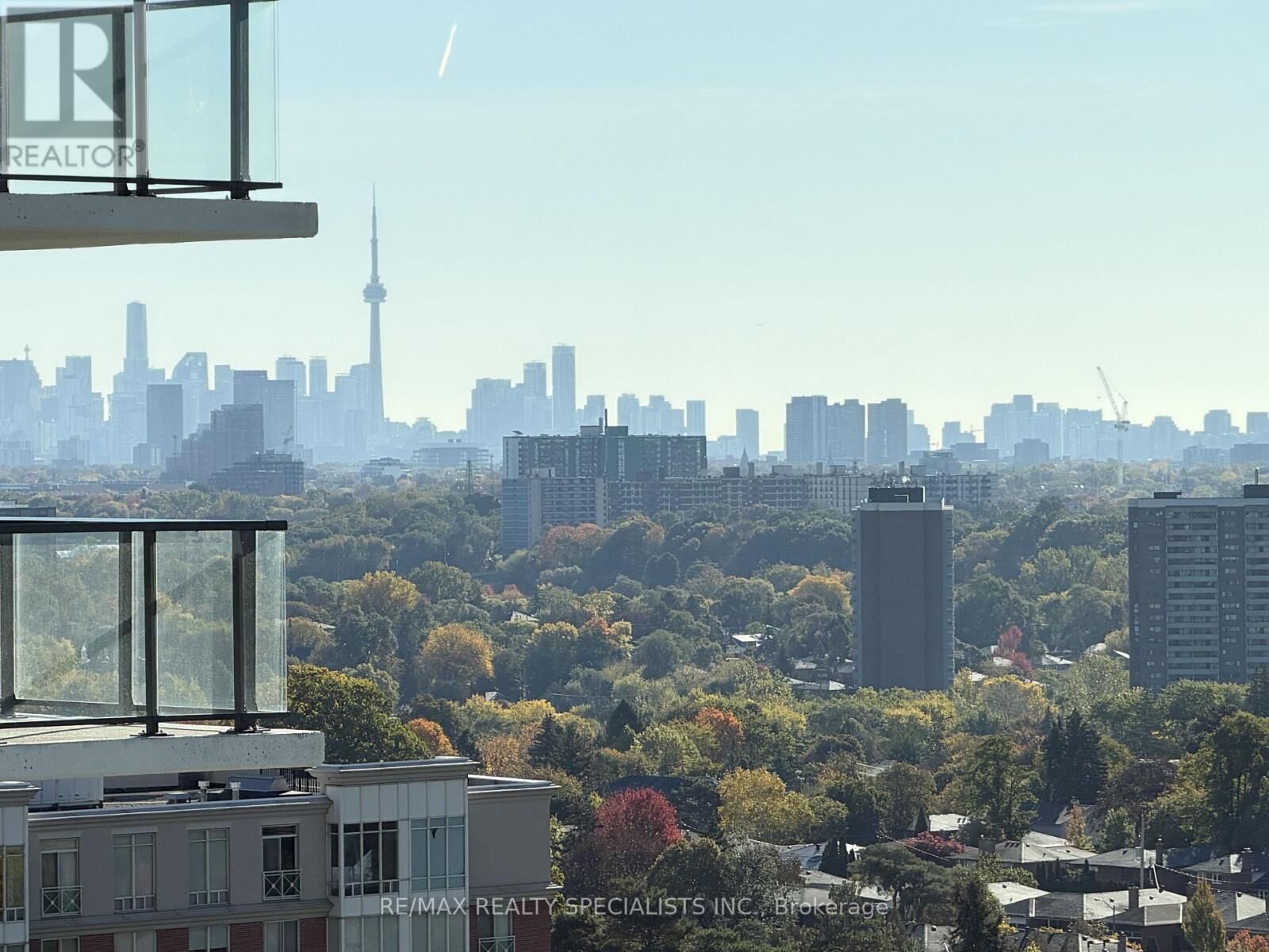 Property Photo: 4010 Eglinton Avenue West 1206 ON M9A 0G5