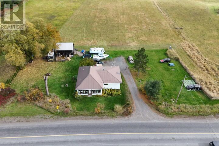 Property Photo:  1618 Hwy 638  ON P0R 1C0 