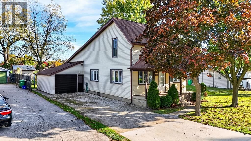 Property Photo: 4076 Florence Avenue ON N0N 1R0