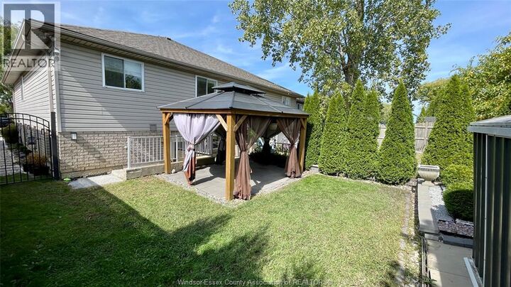 Property Photo:  11396 Timber Bay Crescent Lower  ON N8R 2K9 