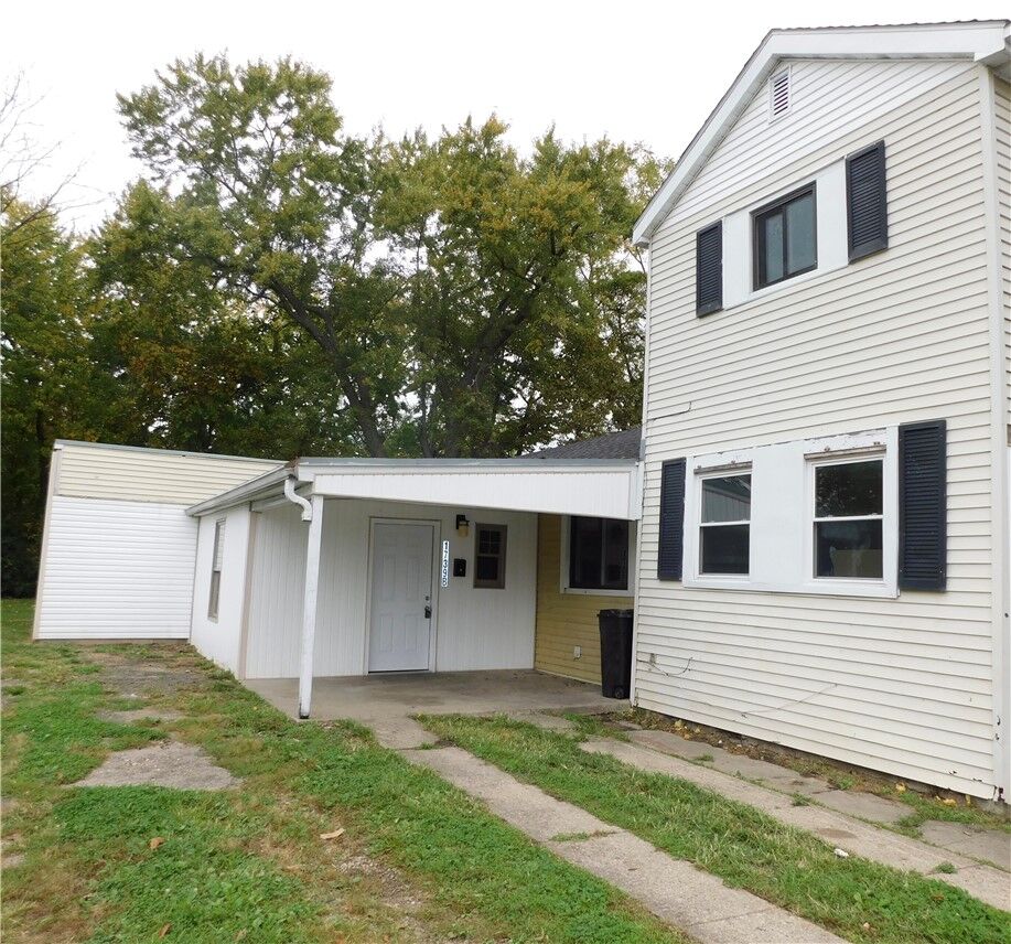 Property Photo:  1739 York Street B  OH 45505 