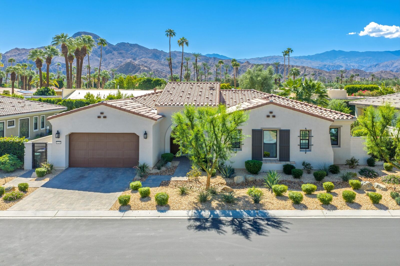 Property Photo: 75291 Mansfield Drive CA 92210
