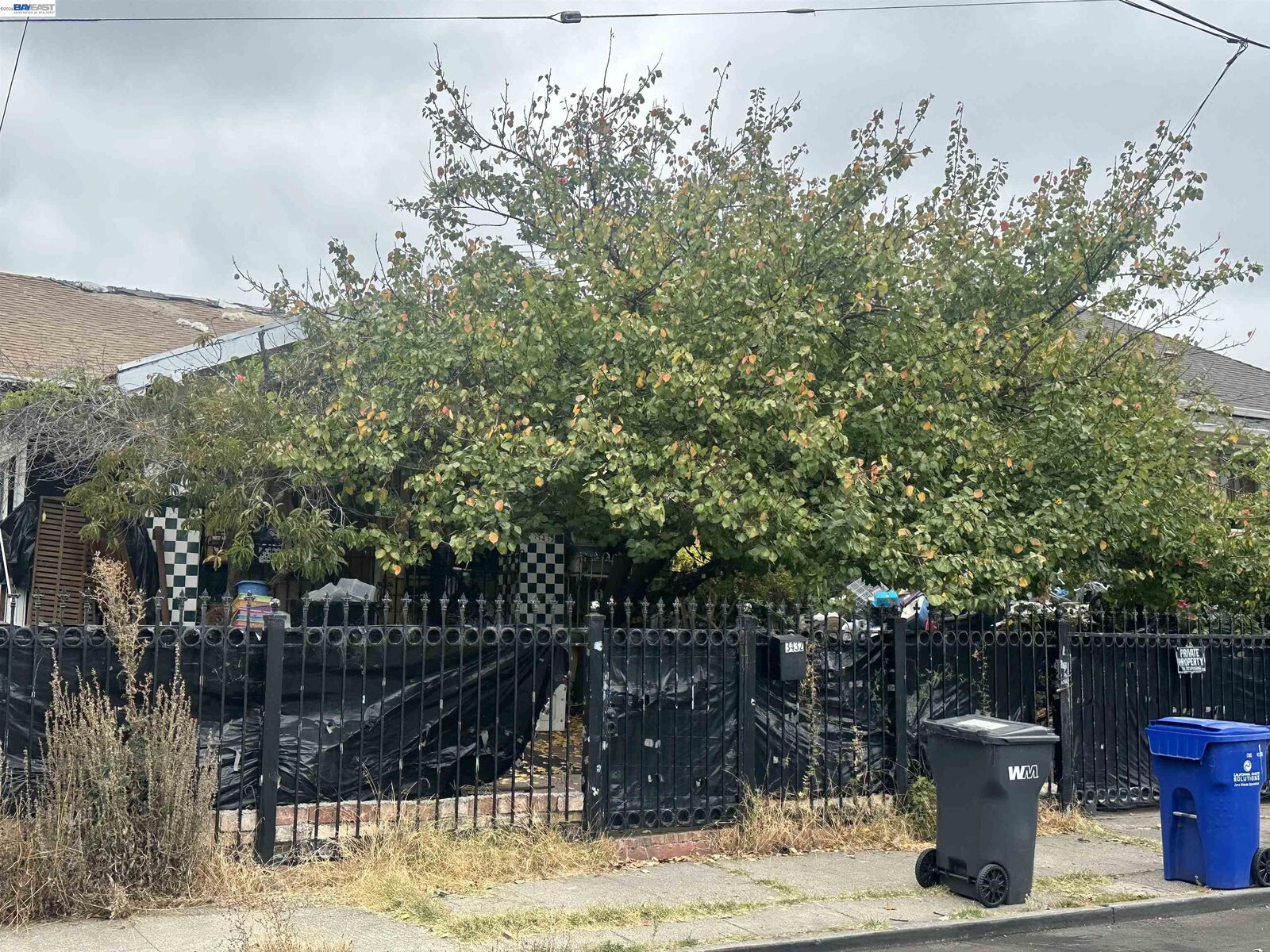Property Photo: 3432 Paxton Ave CA 94601
