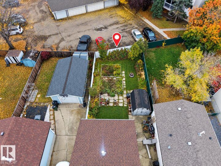 Property Photo:  4514 35A Avenue NW  AB T6L 4T1 