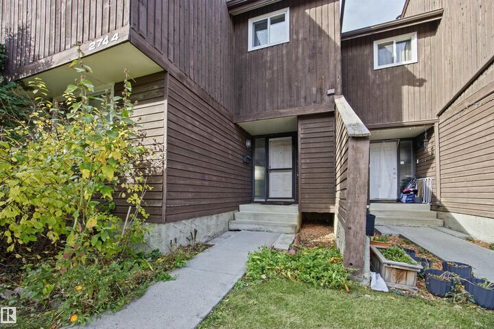 Property Photo:  2744 105 Street NW  AB T6J 4J3 