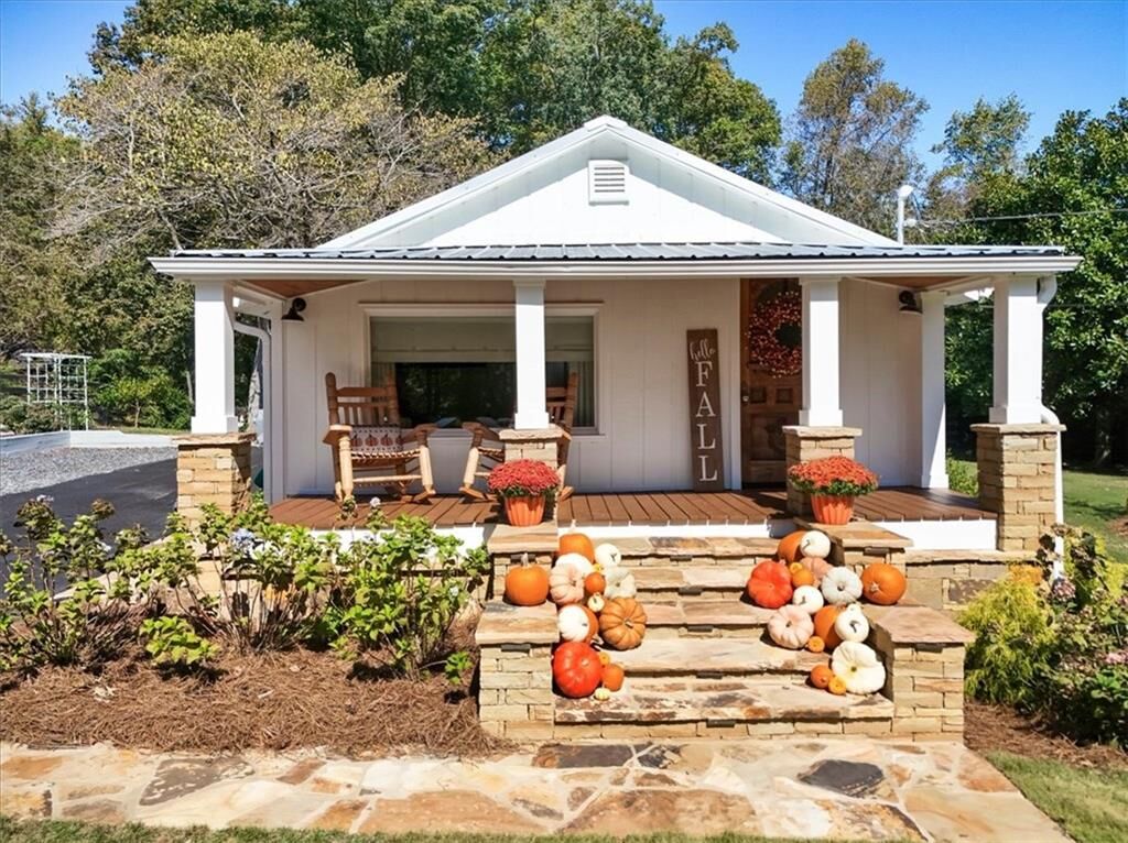 Property Photo:  2350 Birmingham Road  GA 30004 