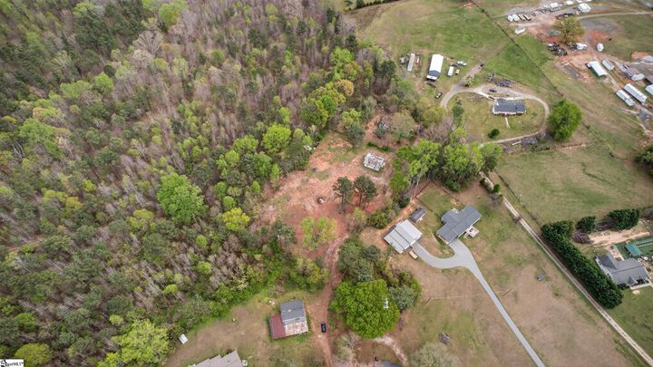 Property Photo:  115 Weathers Road  SC 29372 