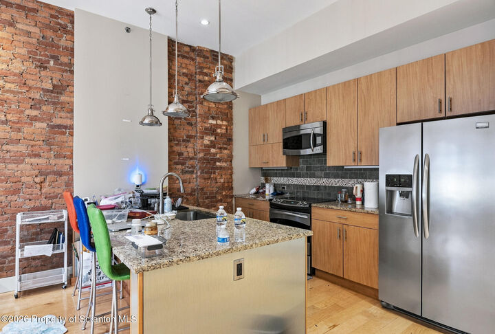 Property Photo:  529 Bogart Place 202  PA 18503 