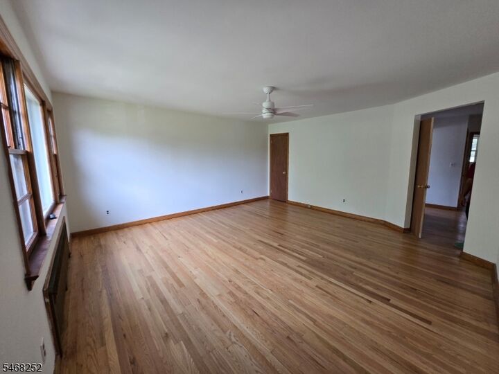 Property Photo:  384 Delawanna Ave 2  NJ 07014 