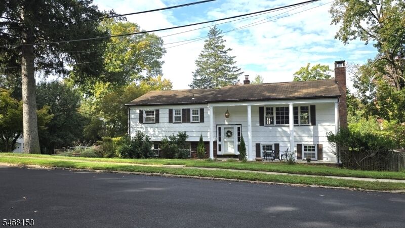Property Photo:  5 Cedar St  NJ 07642 