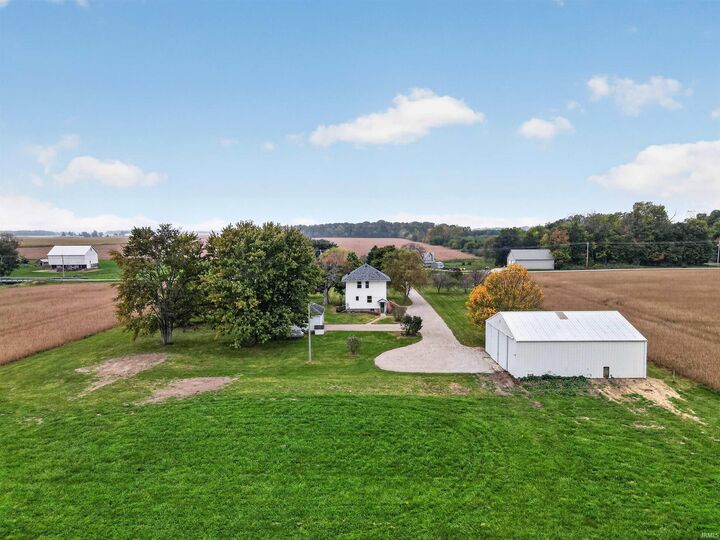 Property Photo: 8703 N 100 E IN 46750-9656