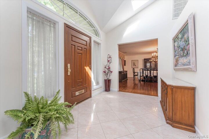 Property Photo: 899 Green Place NY 11598