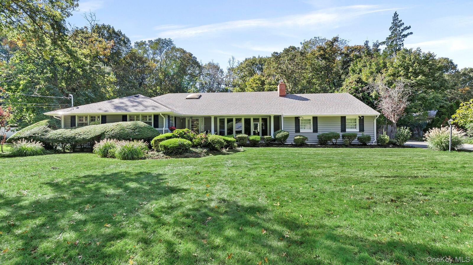 Property Photo:  49 Salem Ridge Drive  NY 11743 