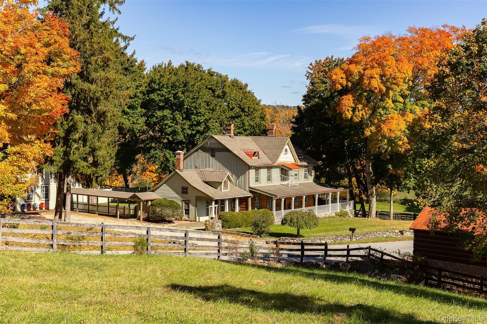 Property Photo:  195 Drake Road  NY 12569 