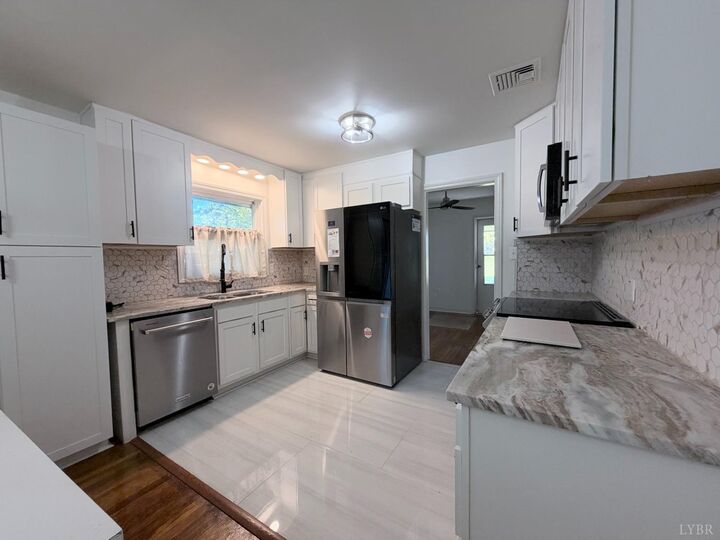 Property Photo:  565 Ferguson Street  VA 24522 