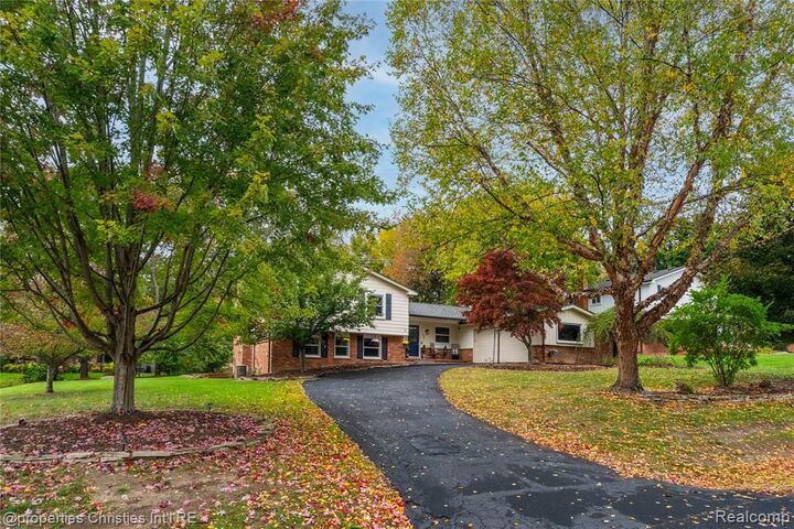 Property Photo:  29967 Ravenscroft Street  MI 48331 2130 