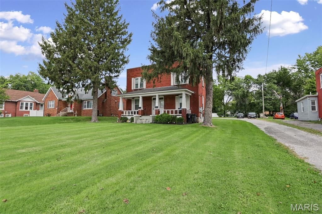 Property Photo:  109 S 27th Street  IL 62226 