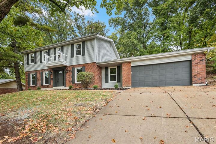 Property Photo:  3 Leaside Court  MO 63011 