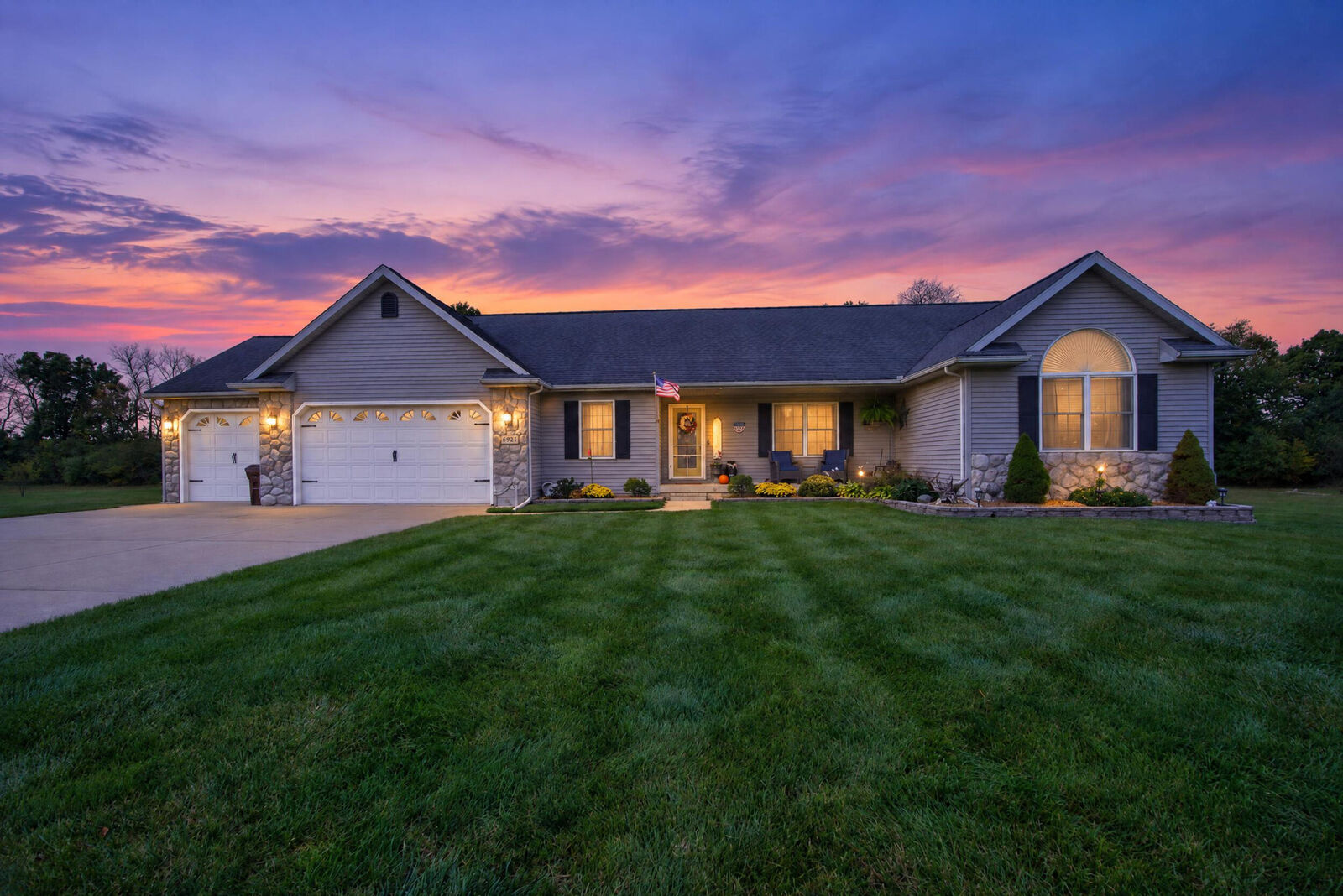 Property Photo:  6921 Stony Lake Lane  MI 49201 