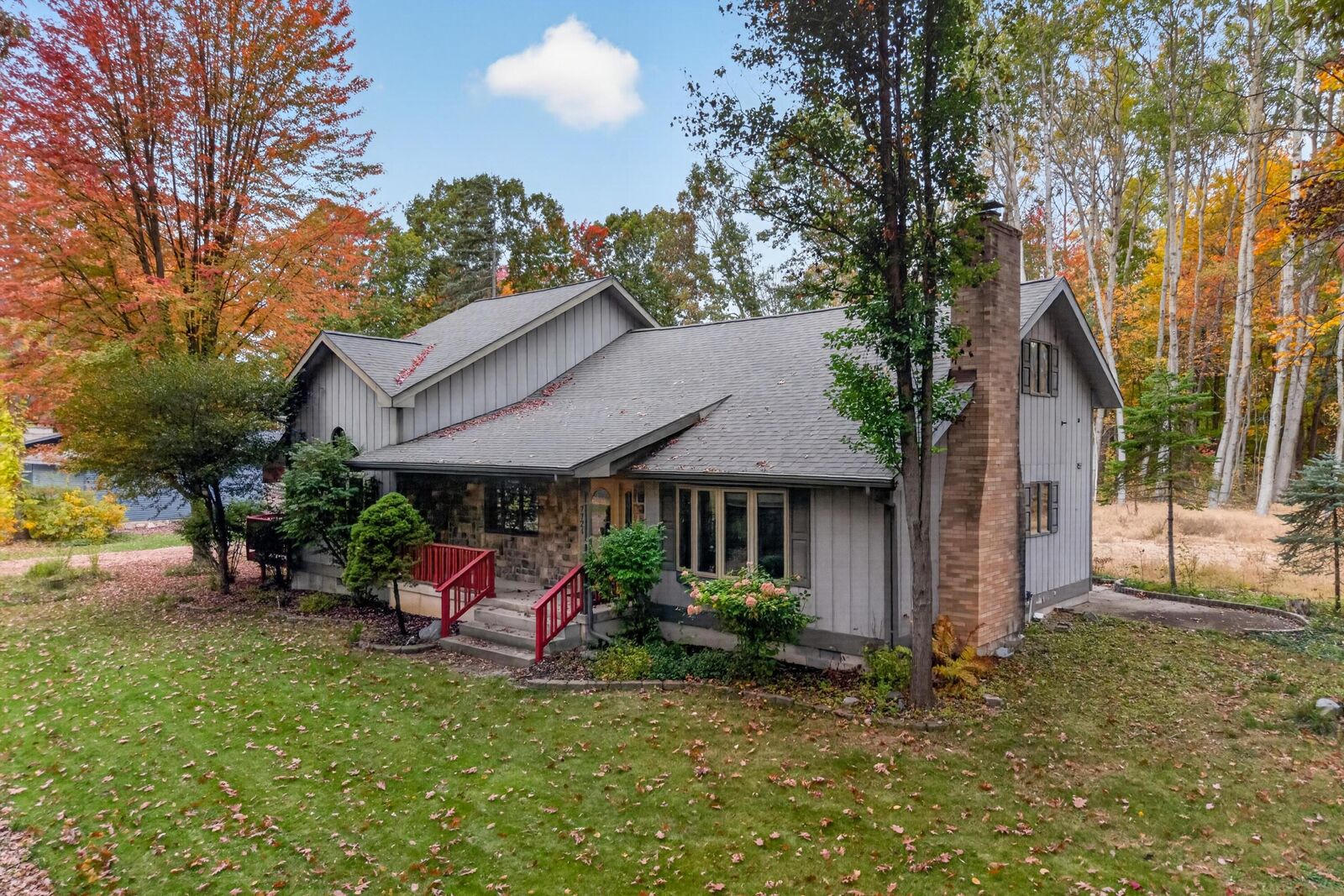 Property Photo: 7724 W Lake Drive MI 49346