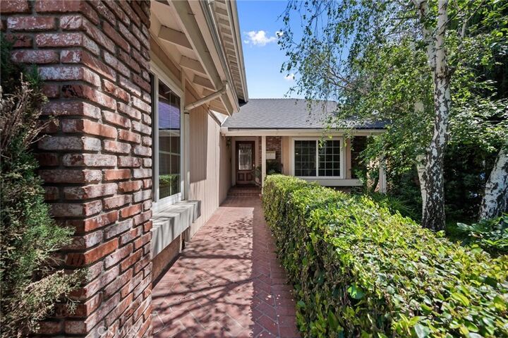 Property Photo:  22606 Archwood Street  CA 91307 