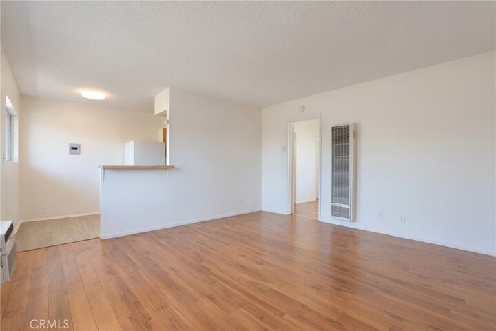 Property Photo:  915 E Palmer Avenue 20  CA 91205 