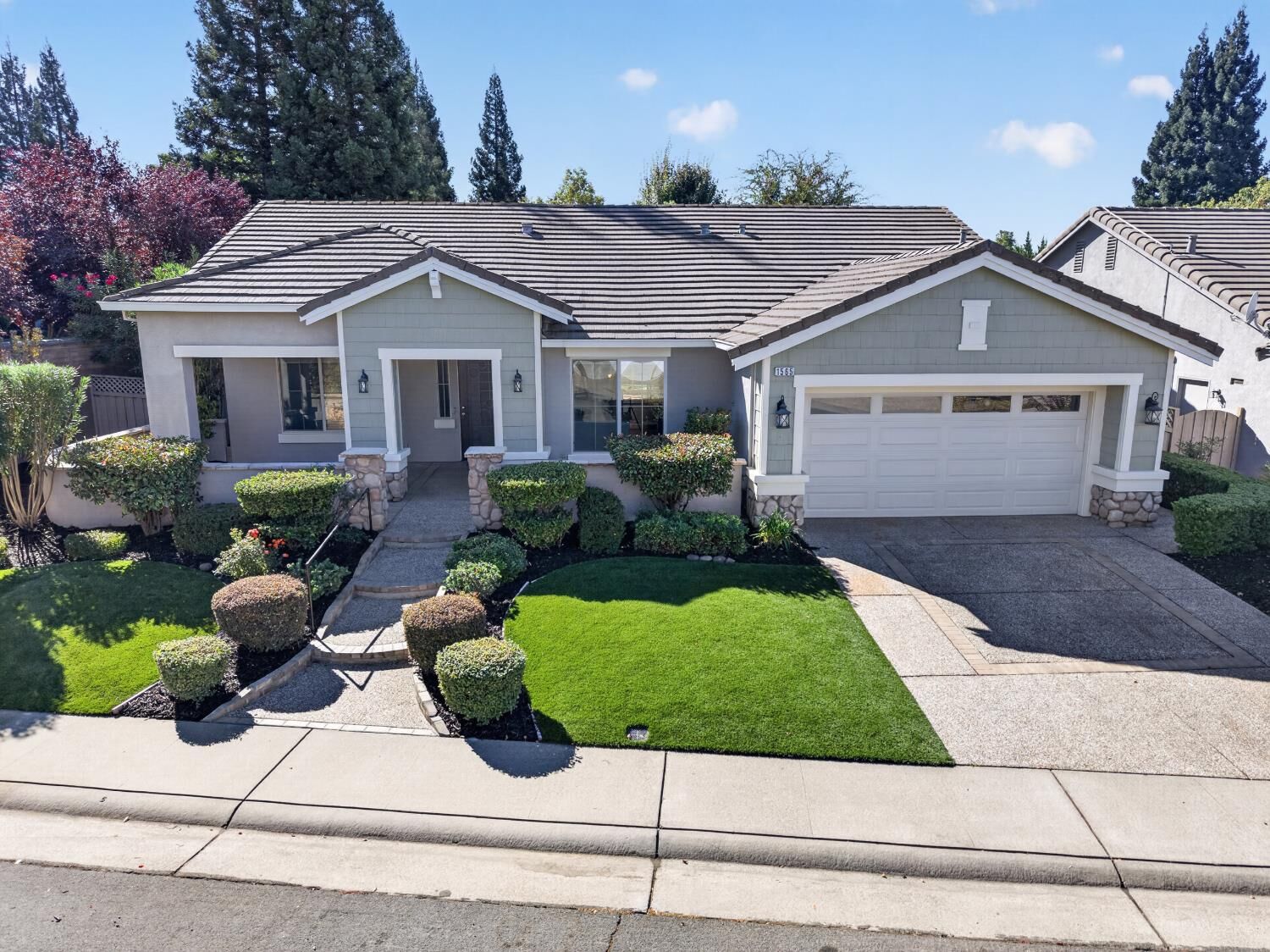 Property Photo: 1565 Millpond Lane CA 95648