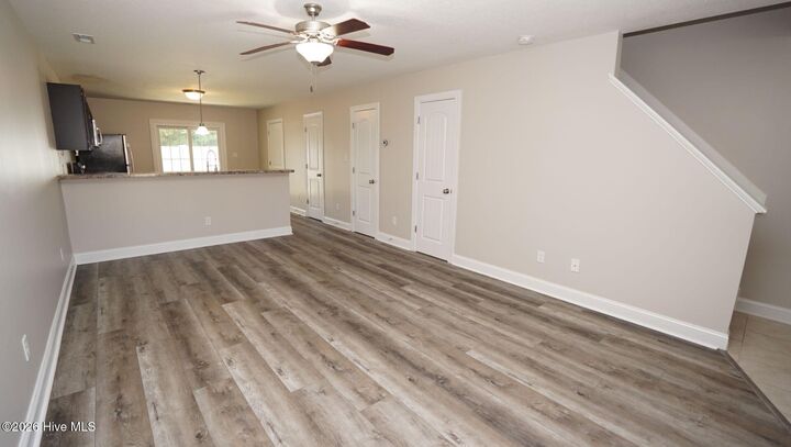 Property Photo: 103 W Murrow Lane NC 28546