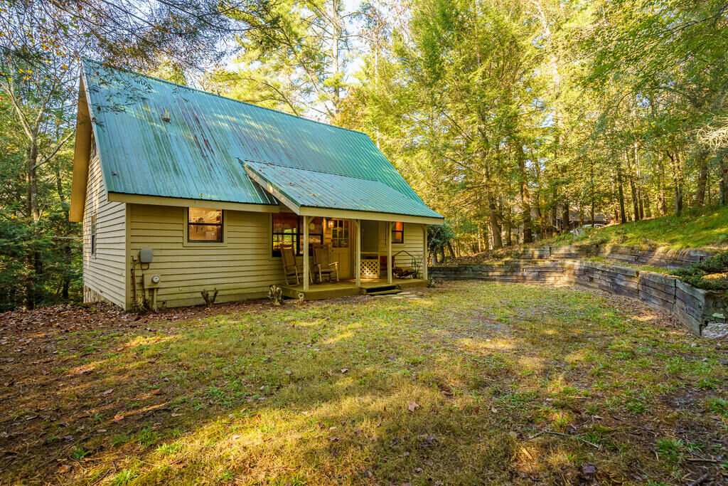 Property Photo:  175 Indian Cave Road  GA 30536 