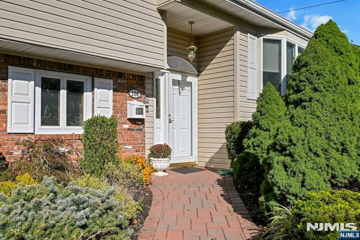 Property Photo:  106 Pascack Avenue  NJ 07630 