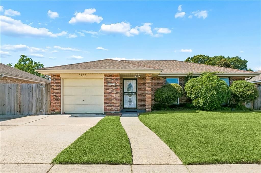 Property Photo:  3125 Panama Street  LA 70065 