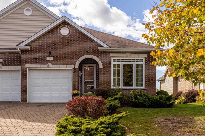 Property Photo:  5 Cloverfield Court  NS B2W 0E6 