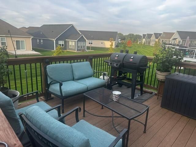 Property Photo:  7604 38th Street N  MN 55128 