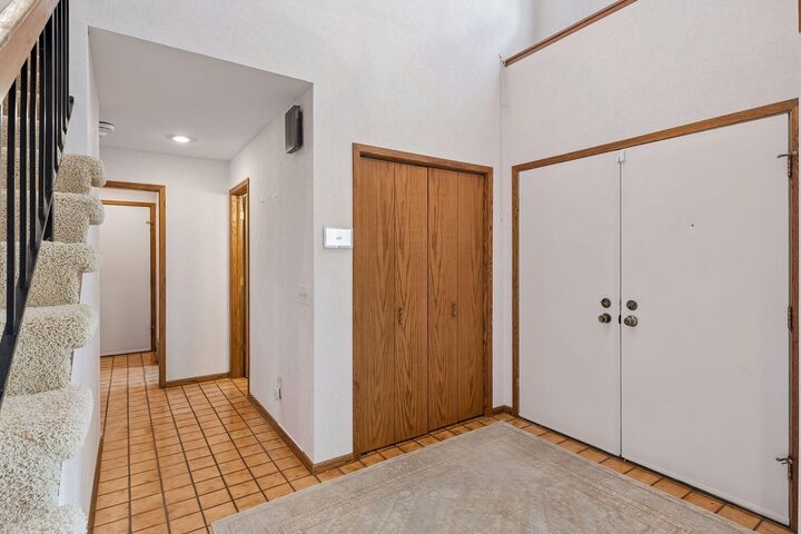 Property Photo:  190 Nevada Avenue S  MN 55426 